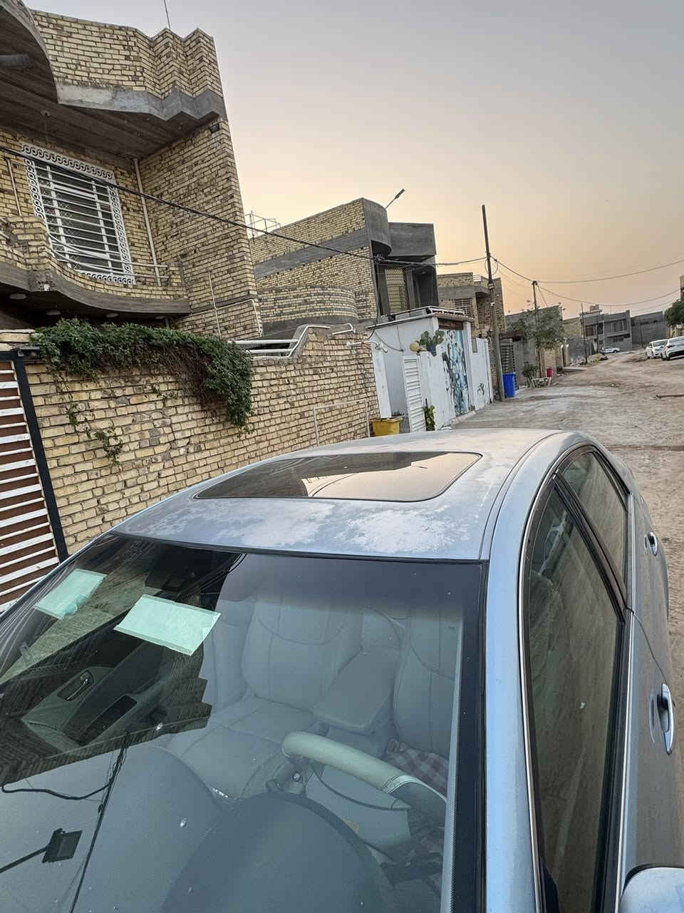 السلام عليكم 
افلون 2011 امريكي فول مواصفات ضرر امريكا جاملغ خلف السايق مصبوغه حزام جمالية كير ومحرك مكفول ماشية 156 
 مكانها الكوت. *********** 
السعر 135
