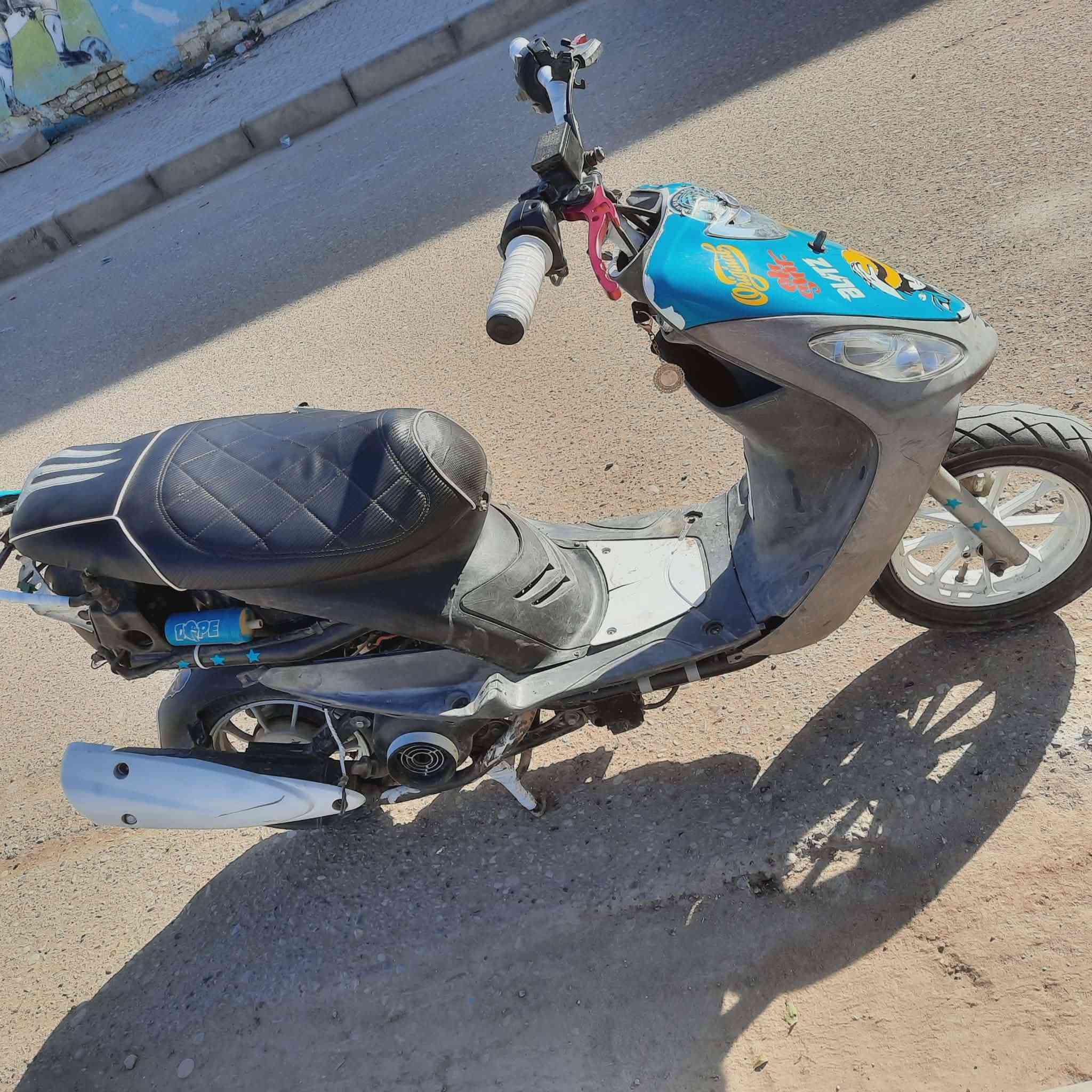 السلام عليكم دراجه ماكس منغولي بوشه 55 بدون اوراق السعر 450 دراجه جاهزه وحلوه الشراي يتصل 0770 700 4289
