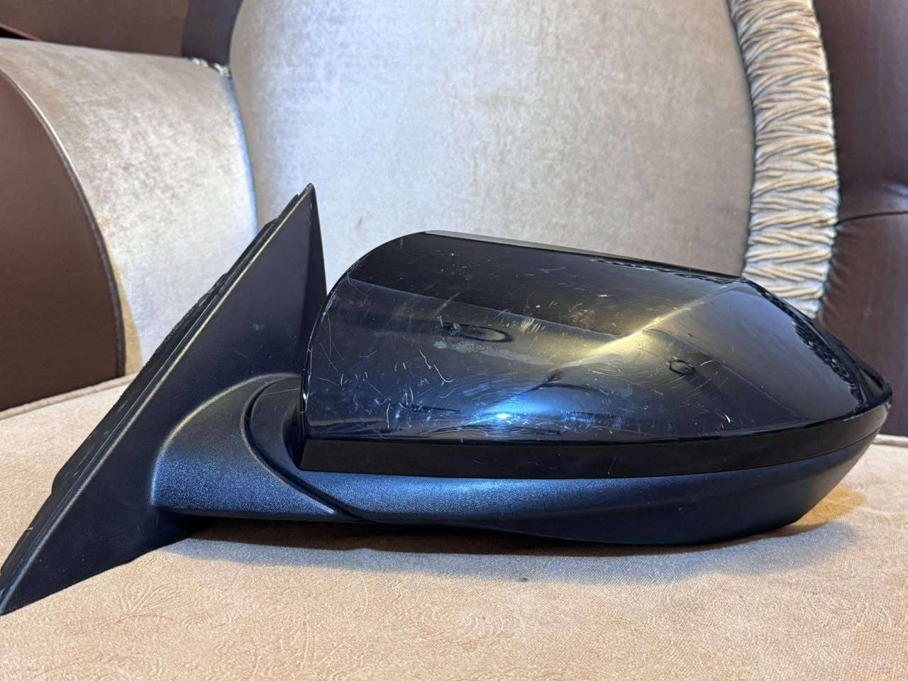 كفر اصلي بدون مرايا جانبيه صفحه السايق النترا موديل ٢١
السعر ٧٥
***********
