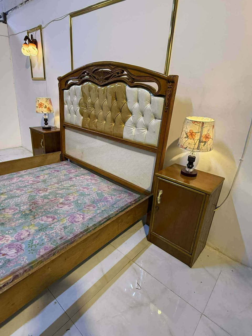 غرفه صاج زان شغل وصط 
السعر ٨٥٠ ٨٠٠ قفل 
شد نقل داخل بغداد مجاني
نضافه ٩٠ 
ضهر جرجوبه بغداد, العراق


**إذا كنت صاحب هذا الإعلان وتريد حذفه لأي سبب، رجاءا أرسل رسالة إلى الدعم الفني**