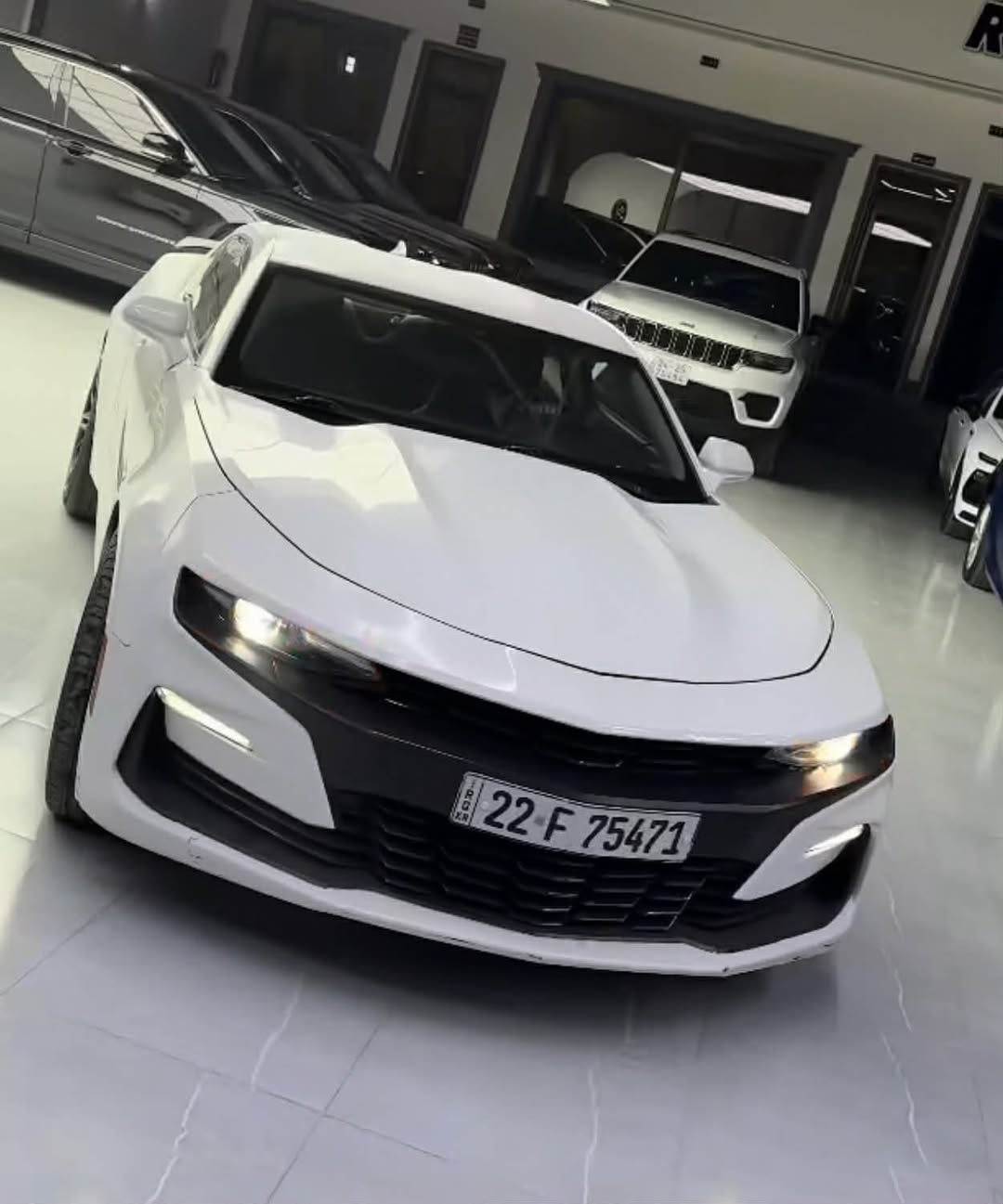 سياره كمارو للبيع 
موديل 2020
الفئه ss
قطعتين مضرره 
لون ابيض 
ماده المقاعد قماش 
كير 10 نمر 
رقم الهاتف ***********
