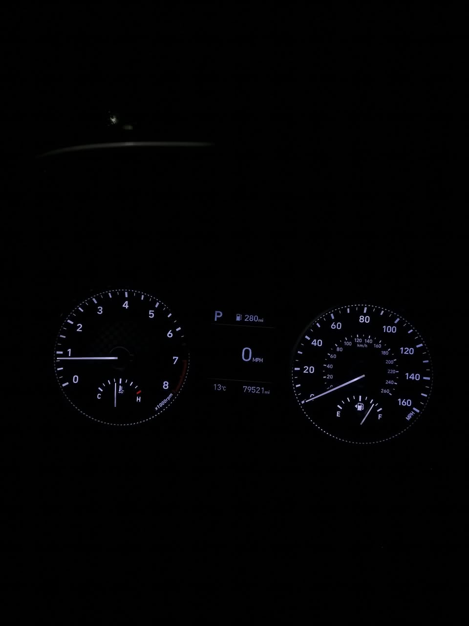 سياره النتره موديل 20 صفره ماشيه 79ميل بيها تصليح شؤيه بل بنيد وتصليح بل جاملغ مال صدر وتبديل دعاميه امامي رقمها بغداد تكسي  سياره بدون بصمه وفتحه  وارد امريكي رايدها بـ 148 وبيها مجال  رقم هاتف ***********
