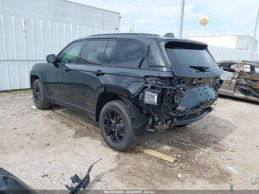 2025 Jeep Grand Cherokee Altitude X 4x4
جيب كراند شيروكي 2025
رقم بغداد  / ماشية 2000  ميل
الحادث / دعامية خلفية وقبق الجنطة فقط
بدون اي ايرباك  ...
فتحة بالسقف   ...   5 راكب.
محرك 6 V سعة 3.6 لتر Pentastar
ناقل حركة أوتوماتیکی ب 8 سرعات... 
 خیارات الدفع: خلفي (RWD) أو كلي
مقاعد أمامية مدفاة بلجلد صناعي  ... 
 عجلة قيادة مدفأًة 
شحن لاسلكي (Wireless Remote)
تشغيل عن بعد للمحرك  ..
 التحكم الذكي في المسار
فرامل طارئة تلقائية مع کشف 
المشاة أو راكبي الدراجات
 كشف النقطة العمياء مع تحذير المرور 
الخلفي .... 
کامیرا خلفية ومستشعرات الركن الخلفي ...
السعر 35  الف  / مكان السيارة بغداد
رقم الهاتف ***********
