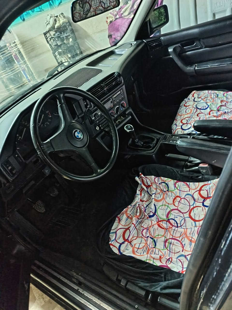 السلام عليكم سياره  BWM للبيع
موديل 92 رقم ديالى
الون اسود
محرك مسكر فانوص 525
كير عادي مكفولات محرك وكير
تبريد ثلج
تتفئه شغاله
فتحة قماره
تخم تاير جديد
الداخل جلد كشنات
بطاين جلد جديد
سياره خير من الله
كهربائيات كلهة شغاله

سعر 42 وبيهة مجال

رقم الهاتف *********** 
عنوان ديالى بعقوبه
