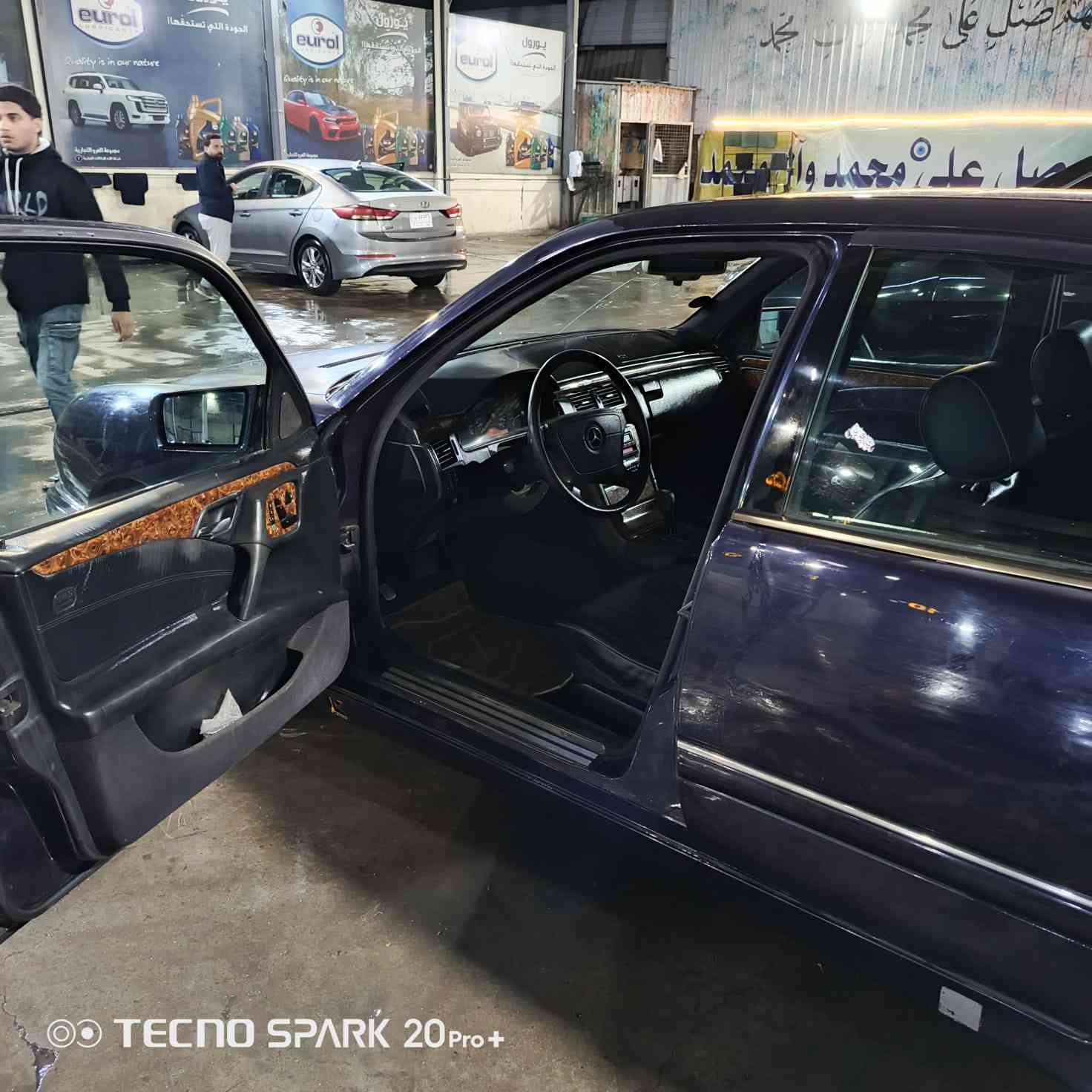 السلام عليكم البيع مارسدس ام عيون مديل 1997 محرك بلادي تبريد شغال تدفئه شغاله رقم بغداد السعر 73 
***********
