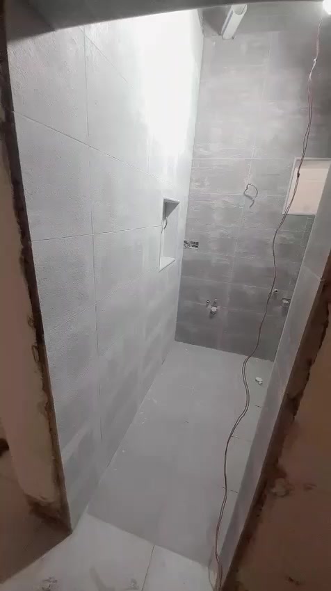 السلام عليكم اخواتنا الاعزاء موجود كادر مصري كامل خلفه سيراميك وكاشي ومرمر دقه في التنفيذ والاتزام تام بالمواعيد مقيم بالحله تحياتنا للجميع   
***********
