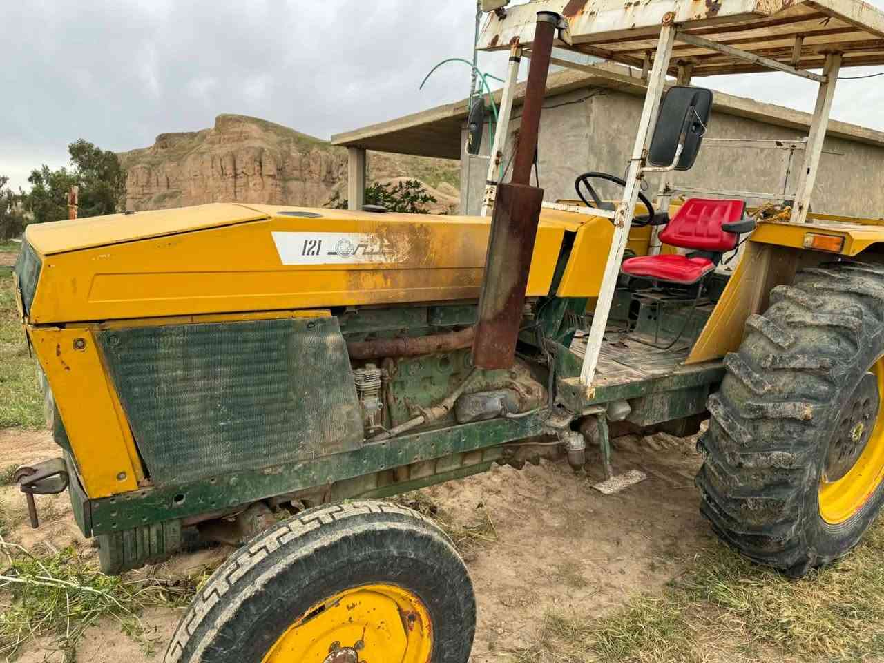 مكلف بالنشر تركتر عنتر ١٢١الاحدب موديل ٨٩ محرك ست سرندل مسجل نينوى مكينه وگير اكسل هودرليك شرط تايرات الورى فوگ نص عمر نگره سلف جاهز للكراب السعر ١١مليون العنوان بيجي الحجاج الشراي الاتصال على الرقم ***********
