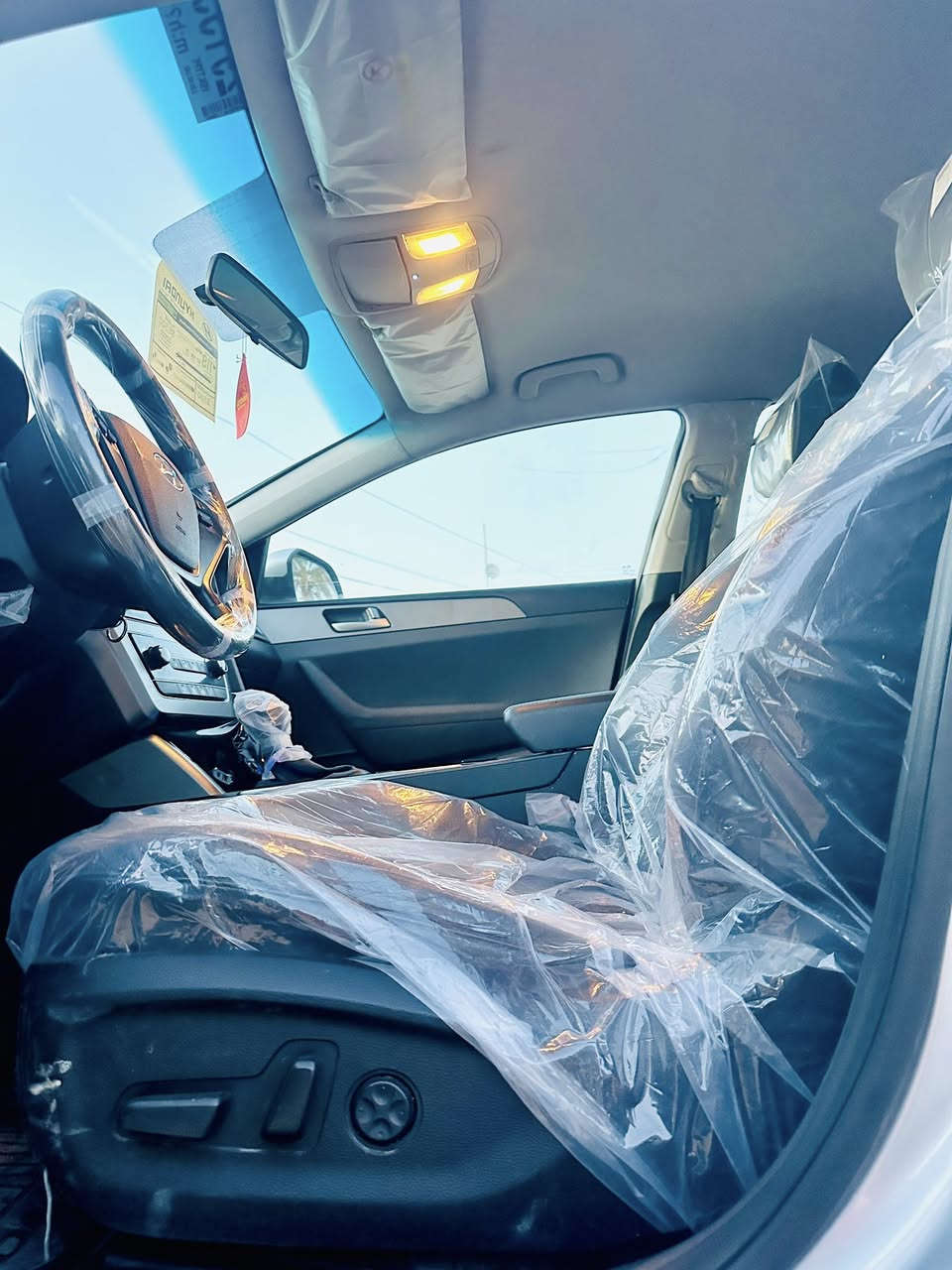 السلام عليكم ورحمة الله
للبيع سوناتا  2017 اصل
ادوات ادوات ادوات 
#غــااااز #غــااااز اصل
دخول جديد كصه جنطه
متوم ارقام وسنويه شمالي
طبق الاصل مع الشاصي
وكاله بـ اسم المشتري 
فوول عدا البصما 
مكينه دوش كفاله  
كراسي جلد كهربائي 
مري شفط تحكم ستيرن
حداديه 100/100 
تخم تاير كارتون 
حساس خلفي 
سستم صوت كامل
تبريد +تدفئه 
اخت الزيرووو مابيه شخط
المكان ذي قار النصر #58_ورقه_مجال_قليل
للاتصال ***********
