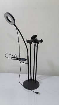 ستاند جديد • اكسسوار