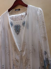 ثوب مناسبات • لبسه وحدة • تراسل خاص