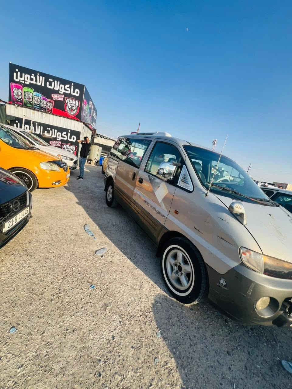 بسبب الوعود الكاذبه تم اعاده النشر. سياره ستاركس 2002 رقم. صلاح الدين  انكليزي. مصفره هيئه  ونقابه. سياره كير محرك. شرط  ومنضومه. تبريد كامله جديد تبريد شغال. ثلج.  وتدفئة شغاله  تايرات نص عمر  8راكب سياره دوشمه. غرفه داخليه. جديده. فقط ناقصها. صبغ وحداديه شواصي بلاد

متواجد ع نت 
وعلى رقم *********** 
السعر 65 وبيها مجال للشراي 🤙🏻🙏🏻
