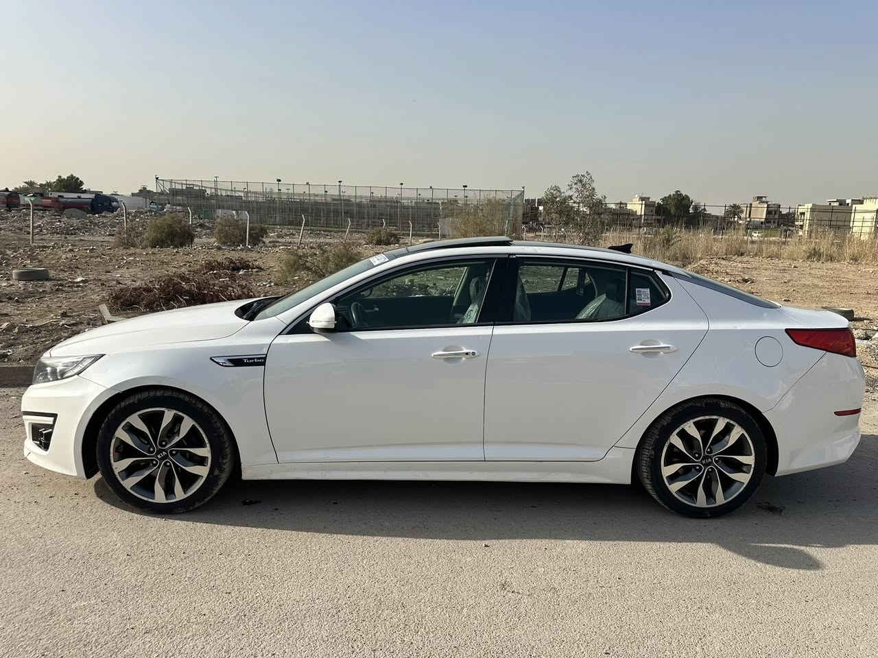 السلام عليكم سياره كيه اولتمه وارد امريكي موديل 2015مواصفات فول واحد على واحد محرك كير صدر تبريد تخم تاير مكفولة رقم بغداد تحويل مباشر العنوان بغداد الامين شارع نواب سعر115بيه مجال بصيط النتصال ***********
