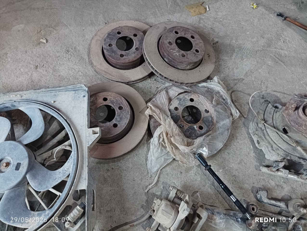 السلام عليكم.
عندي غراض نيترو للبيع موضحة بالصور.
ابيع شلع قيم بما يرضي الله وضميرك واخذ شايف الف خير.


**إذا كنت صاحب هذا الإعلان وتريد حذفه لأي سبب، رجاءا أرسل رسالة إلى الدعم الفني**
