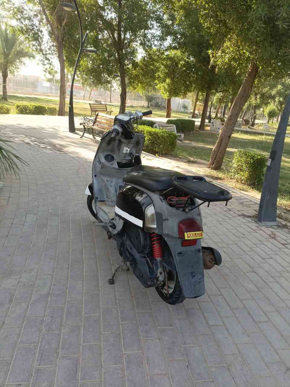 ماكس بوليس البيع نضافه شوفت عينك 

تجي تفحص اله تخذ برغي ما فتوح بيه 

كفاله مكاني ابصخير شراي بي خير ويدلل 

600 بيه مجال 

***********
