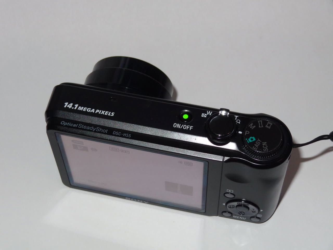 Sony Cyber-shot DSC H55.
Condition: 9.9/10. Everything works perfectly.

Uses SD Card not memory stick pro duo!

✅Orginal Battery.
✅ Orginal Cable.

Price: 165,000. The 

Micro SD Card & Memory stick
Card reader -> upon request 

Delivery All Across Kurdistan and Iraq.


**إذا كنت صاحب هذا الإعلان وتريد حذفه لأي سبب، رجاءا أرسل رسالة إلى الدعم الفني**