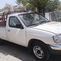 نيسان تاك • ٢٠٠١ • اربيل