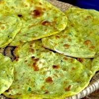 خبز عروگ • لحم حلال • تجهيز مناسبات
