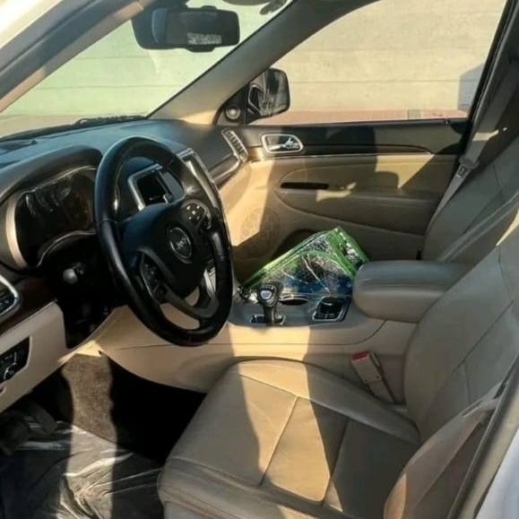 جێب 2015 مواسەفات لیمتید 
فول مواسەفات خلیجی 
نموونە لە جوانی و پاکی 
هیچی پێوە نیە 
ڕەقەم و سەنەوی نوێیە 
لەسەر دەقی شەریکە ماوەتەوە 

سـعـر : لە کۆمێنت داوابکە ڕاستەوخۆ بۆت دێت 📥 

گێر و مەکیەنەی بەشەرت 
هیچ کێشەیەکی تێدا نییە 

ژمارەی خاوەنەکەی 
***********
