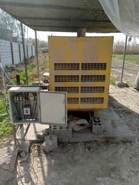 مولدة جوندير سوبر ٤/سلندر  كاتم بلاد  التوليد ١٠٥ kv مجفته جديد  الكرن...