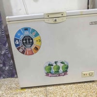 ثلاجة • بيع مستعجل