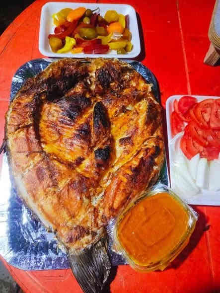 مطعم  ✨دجاج وسمج اهلنة✨

سوالكم عروض تخبل على❤️ السمج و الدجاج الشوي❤️سمج مع تمن احمر وطماطه ول بصل ول ليمون 

ودجاجة عل فحم طعم يجنن مع التمن والمقبلات 

بأسعار رمزية 😻😻اتصل ***********
