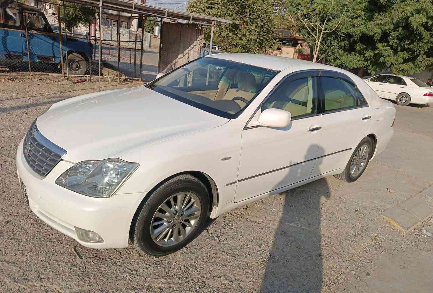 بەناوی خوای گەورە
شاهینە 2007ساج مەلەکی بچوک بەگەورە180 بێ بۆیاخ 
عانەیەک مسروفی تیا نییە، تاقانەی کەلار و سلێمانی. 7مانگە داخل بوە لای خۆمە یەک دەست 

شوێن، کەلار... سمود

برای بەڕێزم گەر موشتەری نیی تەلەفون مەکە لە گەڵ ڕێزو احترام🫡

***********
