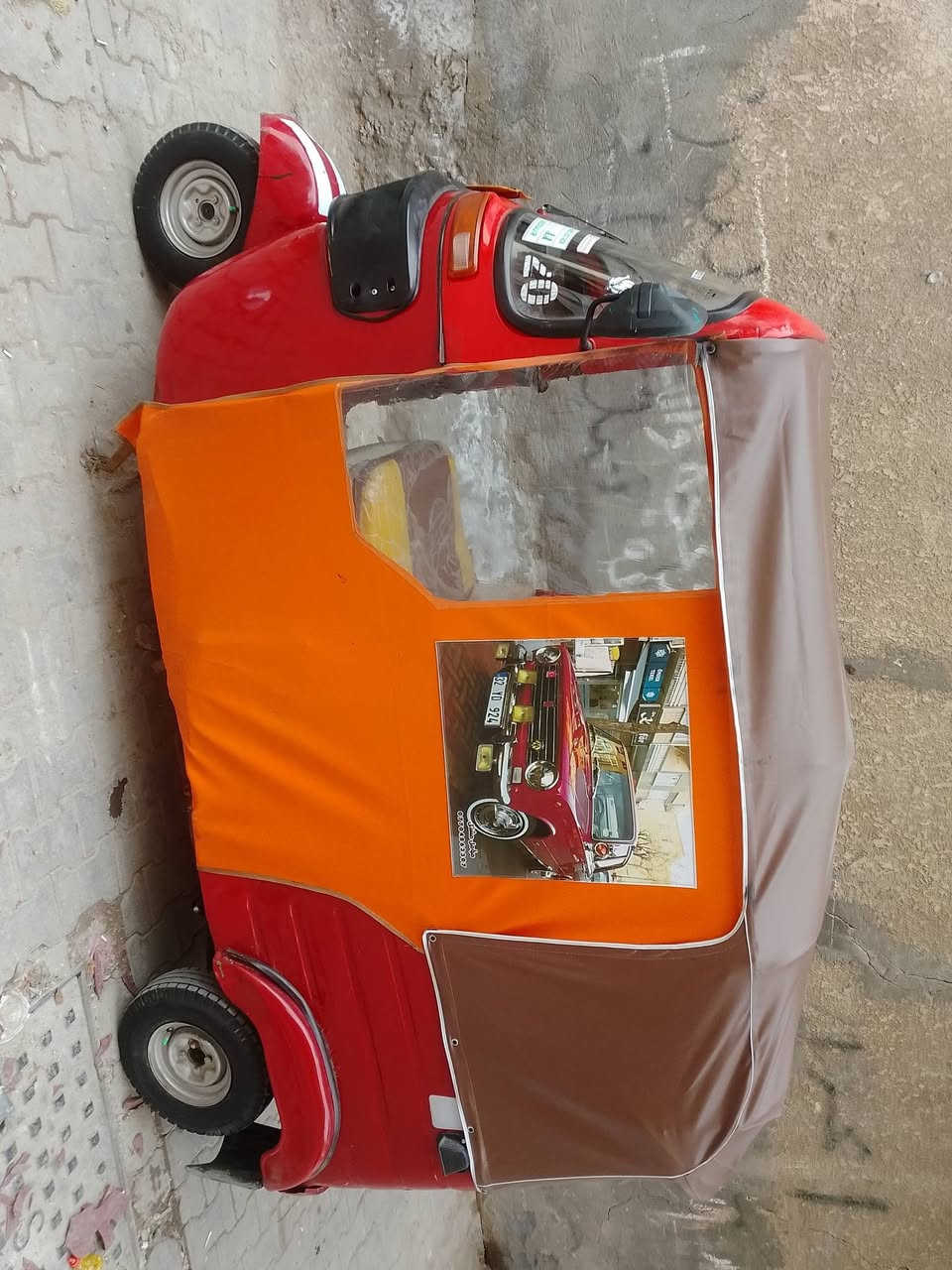 سلام عليكم تكتك للبيع اوراق كامله مديل 2018 تكتك حلوه وجاهزه سعر 3 واربع ميه ***********واتساب
