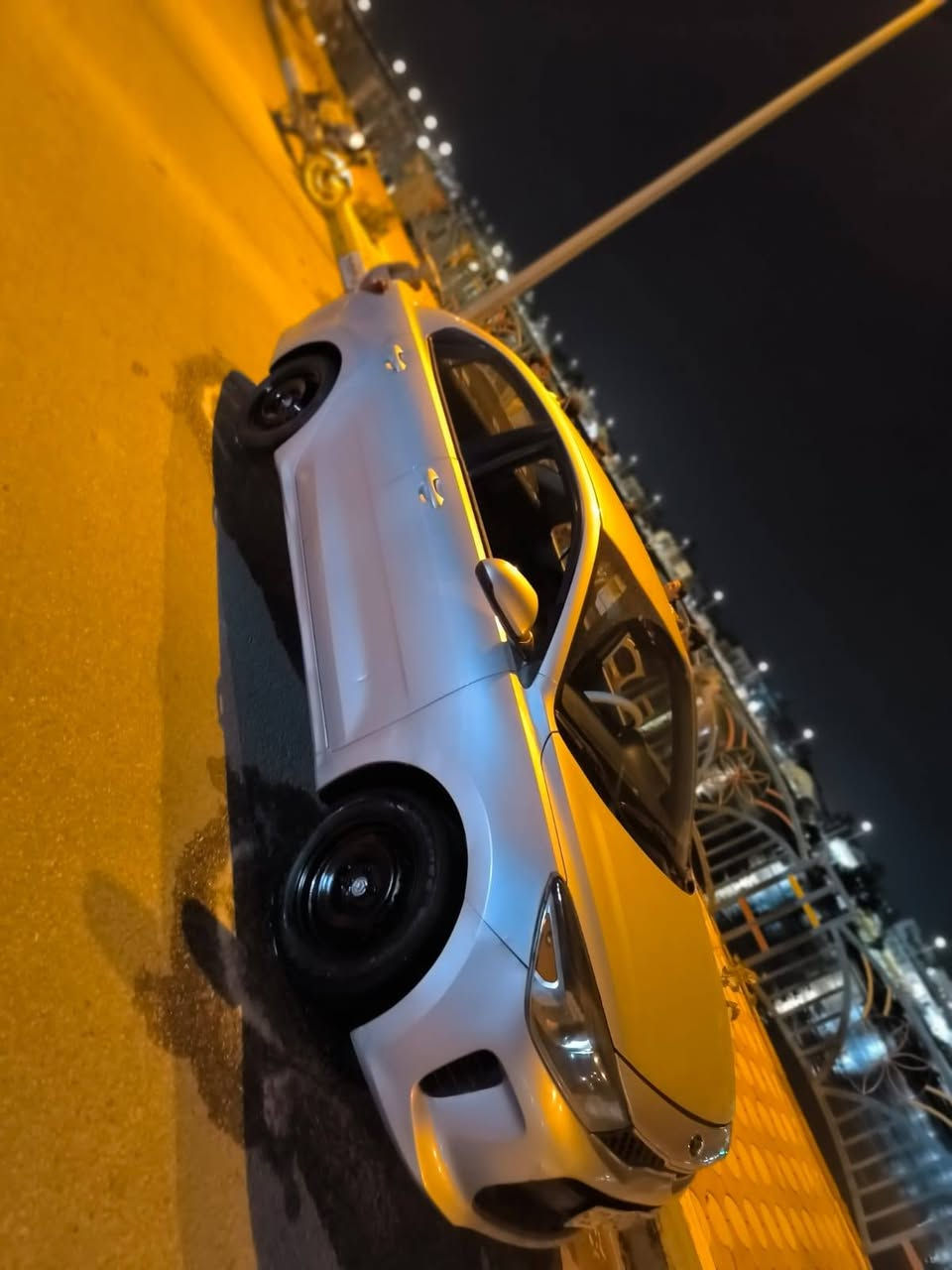 سلام عليكم ريو 2020 مكينه 1600جديده ماشيه 94سياره بيه تأخيره بل كيرسعر 85 بيه مجال 
***********
