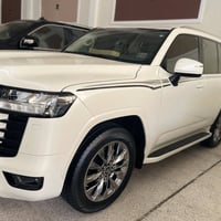 لاندكروز • ٢٠٢٢ • رقم بغداد