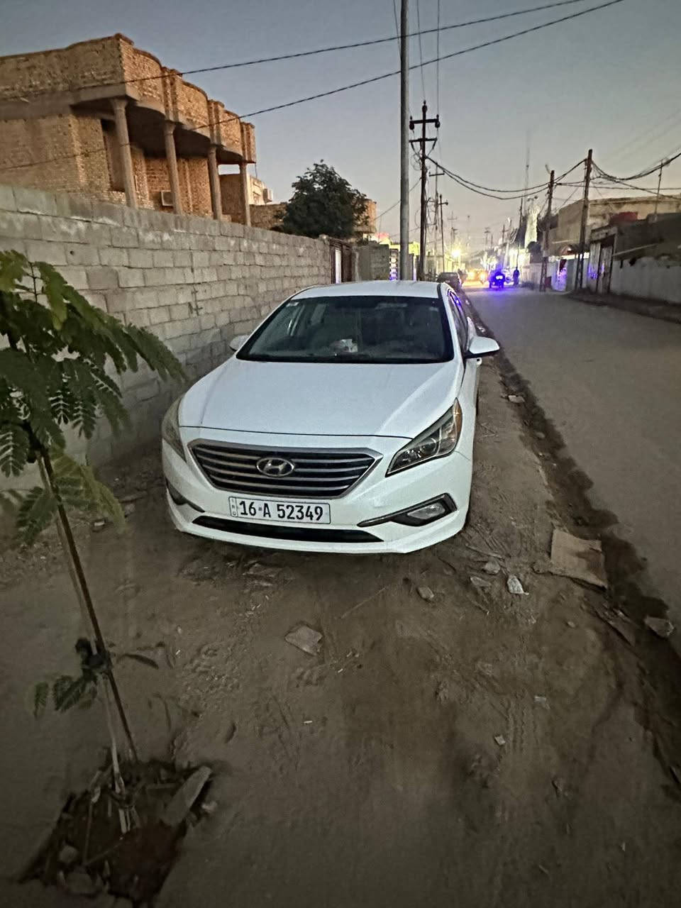 سوناتا ٢٠١٧ وارد امريكي سنويه  جديدة بسمي لسنة ٢٠٣٠ وهزه جديدة رقم دولي بيها بارد مكانين بي بالجاملخ وبيها تكشير بگصة القمارة والبنيد ماشية ١٥٠  كفاله گير ومكينه جديدة السيارة كلين ليبل واحد بدون اي فتح ولا صبغ مكانه ديوانيه الحمزة الشرقي السعر ١٣٠ وبيها مجال مكلف بالنشر رقم صاحب السيارة ***********
