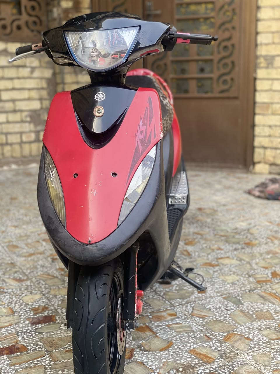 سلام عليكم دراجه ماكس عدل للبيع دراجه بلاديه ختم واحد ويه المكينه دراجه خير من الله وين ما تريد شغل وطلع مكينه مكفوله لا تنقيص لا تبخير دراجه نقص مالته بس سلف ولله متعاجز اسوي باقي دراجه مكفول *********** مكاني العبيدي شارع عشرين  رأسه سعر 650 وبيه مجال بصيط
