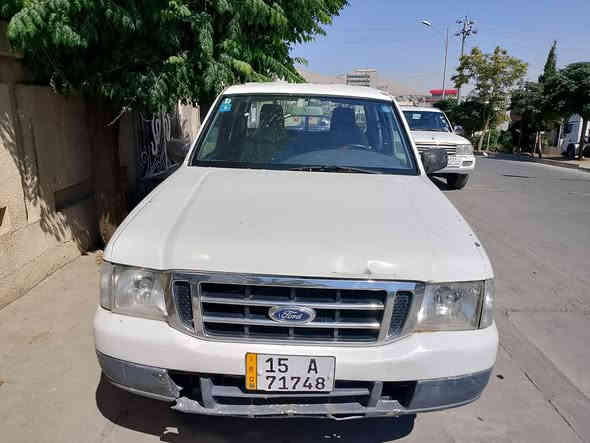 السلام عليكم
للبيع بيكم فورد رينجر اللون ابيض محرك بانزين محور السياره كلش حلوه كير محرك صدر خير من الله تخم تاير وتخم ويل كب كهربائيات كله شغال السياره رقم انبار وتحويل ثاني يوم السعر ٦٥ ورقه وبيها مجال للشراي
للإتصال ***********
