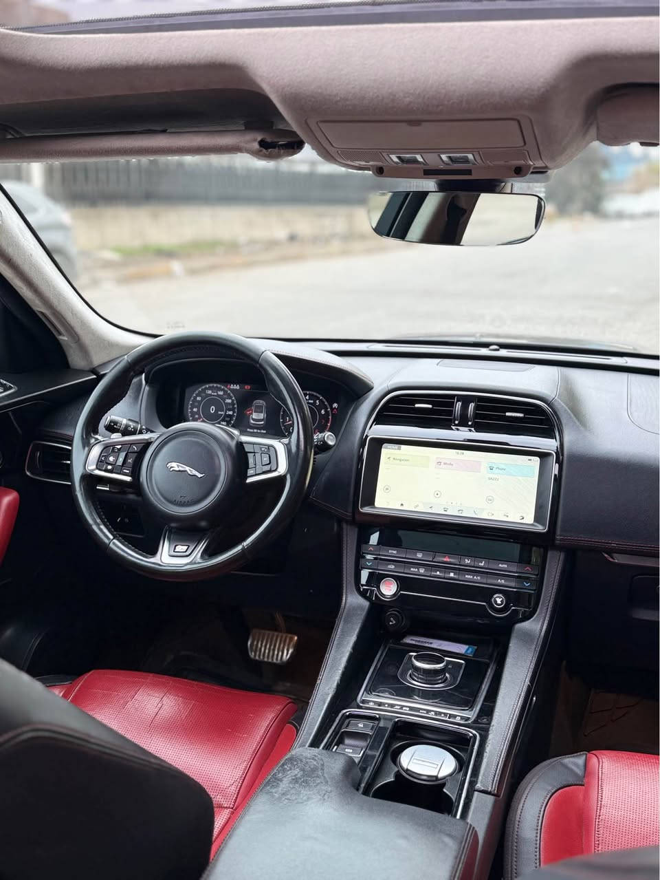 JAGUAR F-pace 2019 
F-pace وكالة شركة سردار ماشية 65000 ألف 
فول فول للمواصفات و صيارة كلش جديد أبيع بشرط الكلشي 
پانوراما
كشنات تدفئة و تبريد
كشنات خزن و كهربا 
ستيرن هيتر 
كيج ديجيتال 
لايتات زينون و لد بلادي
بعد بي هواي موصفات صيارة وكالة شركة سردار وارد خليجي الگير والمحرك كلهن بشرط فقط الباب الخلفي جهة اليمين صبخ بدون داخل بدون ضرر كلها بشرت 
ارخص سعر بكل السوك 18,800 $ ورقة 
0751 446 3834 أربيل, العراق
