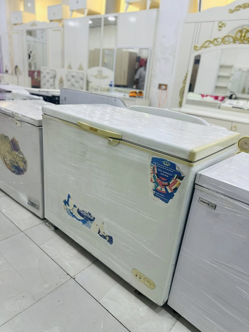 للبيع بسعر مناسب

واتساب ***********
