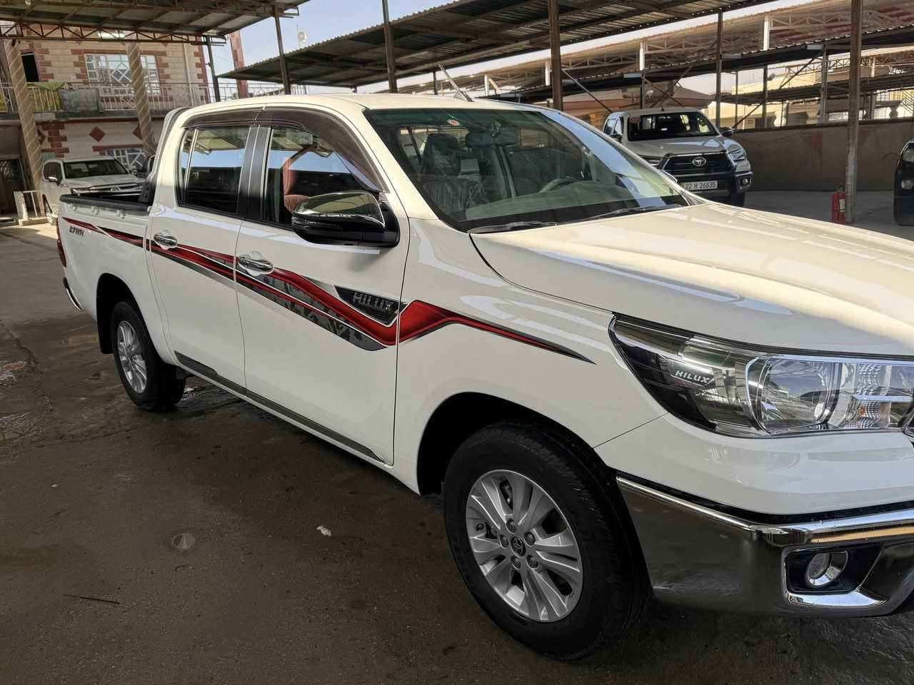 السلام عليكم
تويوتا هايلوكس موديل 2025
ماشية 4000 حقيقي 
رقم بغداد باسمي تحويل مباشر 
مكفولة كفالة عامة 
السعر 329$ وبيها مجال بسيط 
العنوان بابل جبلة 
***********
