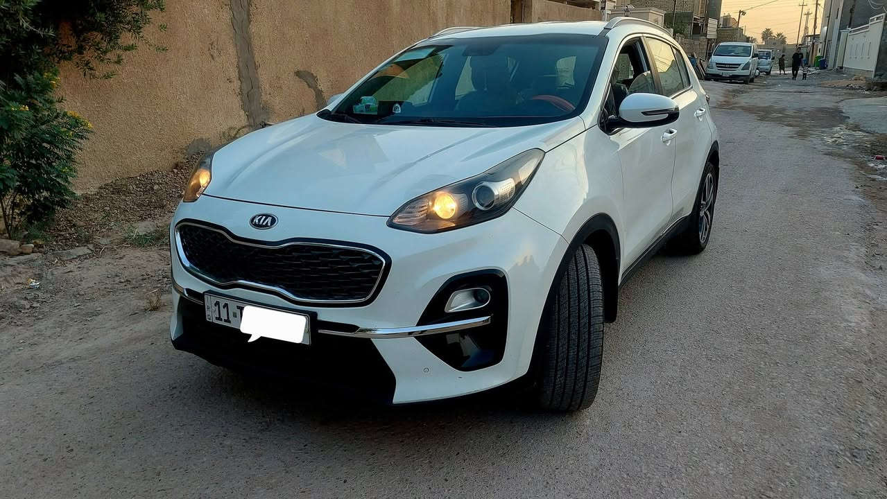 السلام عليكم
سبورتج 2019 شكل 20 خليجي للبيع 
السيارة مواصفات البيسك 
السيارة استخدام شخصي ماشية 100
السيارة بيهة بارد صغير في الباب الخلفي 
رقم بغداد الجديد بأسمي سنوية جديدة تحويل مباشر ثاني يوم 
مكان السيارة بغداد
***********
