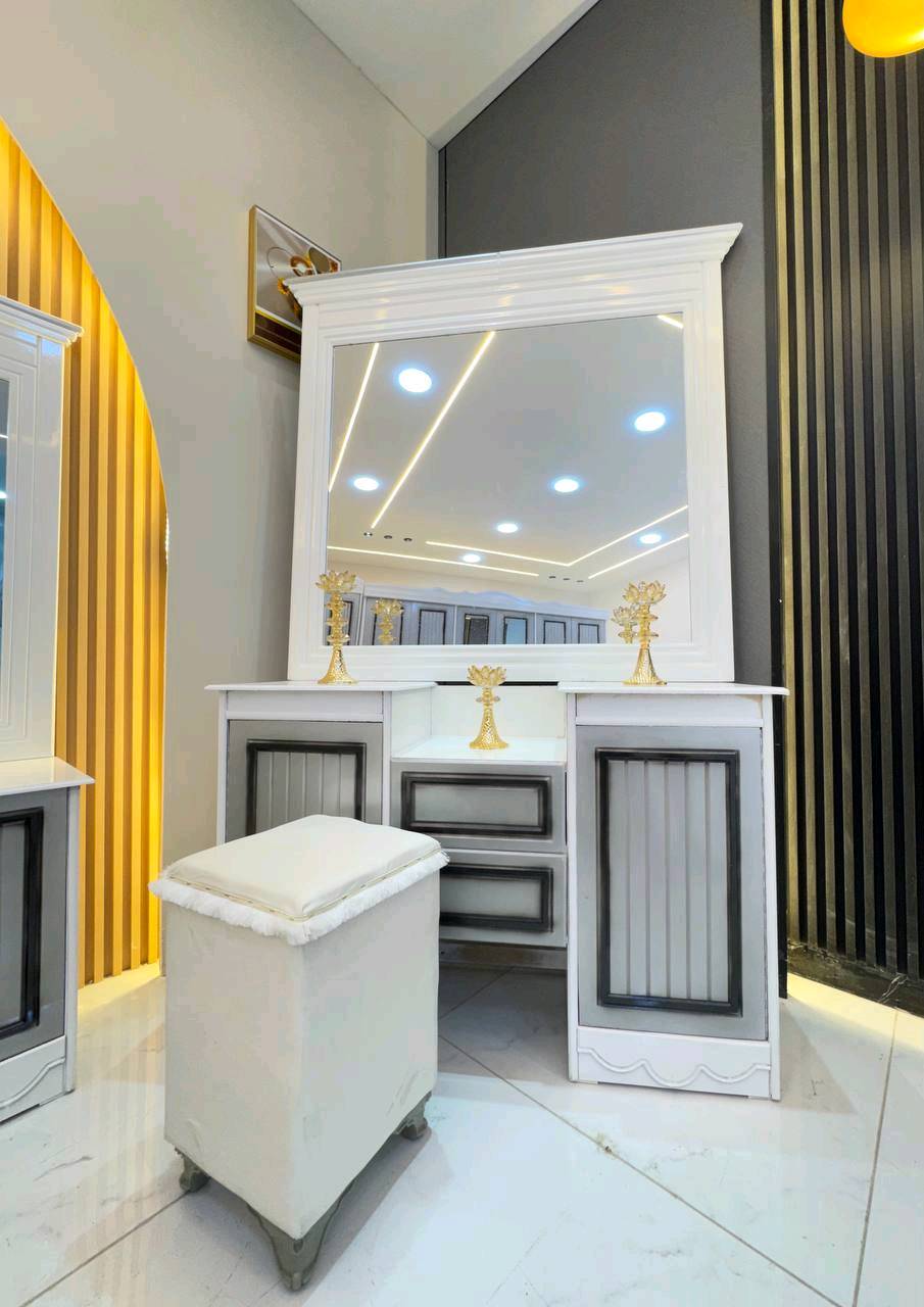 حصريآ الموديل الجديد 
غرفة نجاره اقتصاديه 🛏

~ خارج ٤ملم ام دي اف 
~ وداخل معاكس 3ملم 
~ صبغ حراري  درجة اولى 

السعر 950 الف فقط 
عدد القطع  ٧ قطع 
~ جرباية  قياس  ١٦٠ × ٢٠٠ 
~ ميز جانبي ايسر قياس ٥٠
~  وميز  جانبي  قياس ٥٠
~ زاوية ارتفاع مترين عرض ٨٠
~ وميز بلازمه  
~ وميز مراية ارتفاع مترين عرض ١٢٠
~ وكنتور ٦ باب  ارتفاع مترين و١٥ ~طول ٣ متر و١٥

~ متوفر توصيل وشد داخل بغداد 
~ متوفر توصيل وشد لكافة محافضات ~ العراق 🇮🇶