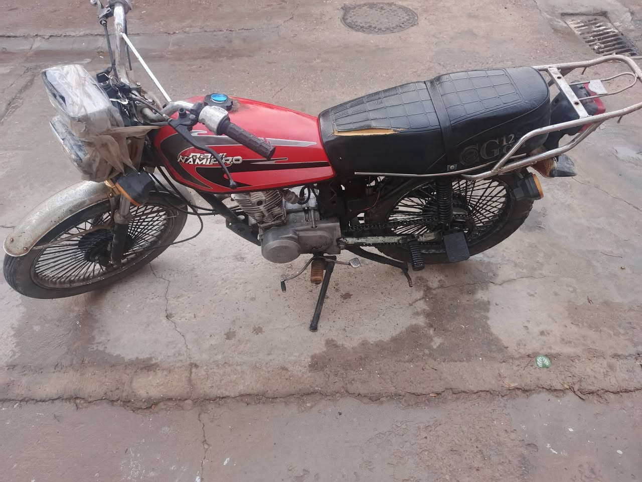 للبيع دراجه نامي برو  سعر 250 بي مجال منفيس موجود
***********
