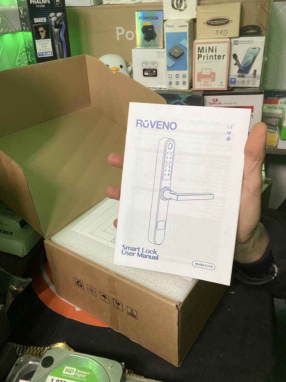 كيلون سمارت ذكي يفتح بصمه ورمز ومفتاح وكارت وتلفون جديد اكتب سعر بما يرضي الله واخذه 
متوفر توصيل 5 الكل العراق


**إذا كنت صاحب هذا الإعلان وتريد حذفه لأي سبب، رجاءا أرسل رسالة إلى الدعم الفني**