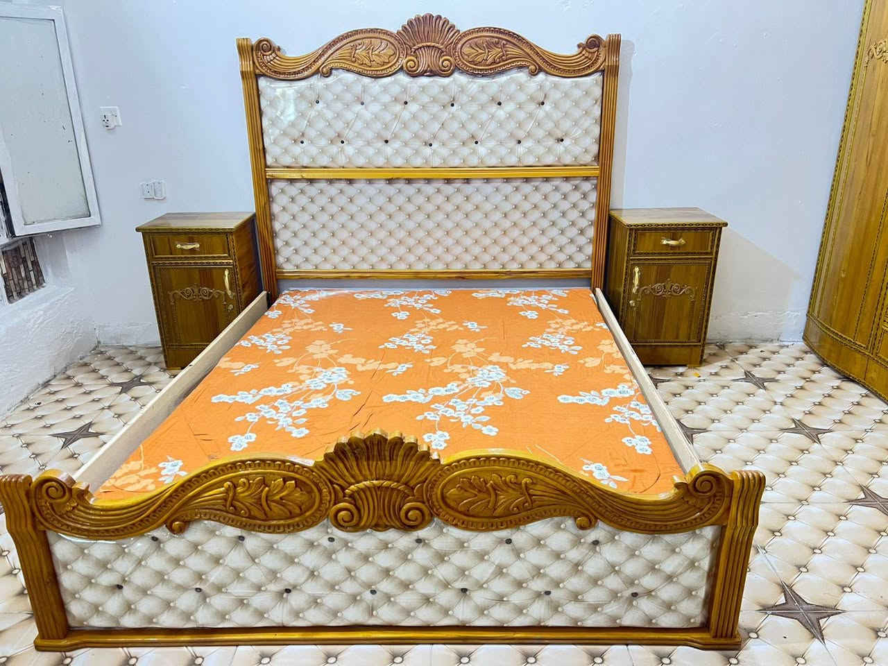 غرفه 6 باب ملحق صاج داخل وخارج ضهر جرجوبه شغل جديد موديل نقش زان مصرى بغداد الأمين الثانية *********** سعر ١١٠٠ شغل جديد
