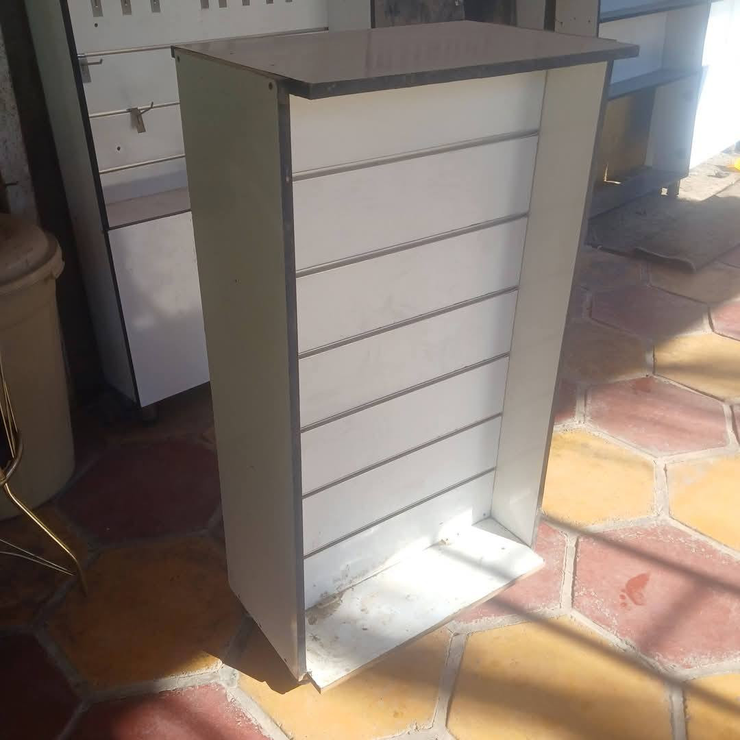 للبيع
‏‪***********‬‏
