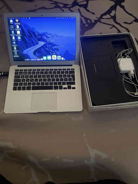 للبيع 🛑 ماك بوك أبل 💻 ذاكرة 128G وياها رام تخزين 64G حاسبة مخصصة للدراسة والبرمجة كاملة محلقاته . شاشة بقياس 13.3 إنش السعر 270 الف وبيها مجال بسيط للشراي يتصل على رقم ***********
