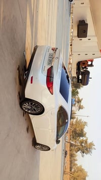 لكزس امريكي • ٢٠١٦ • داخل نظيف