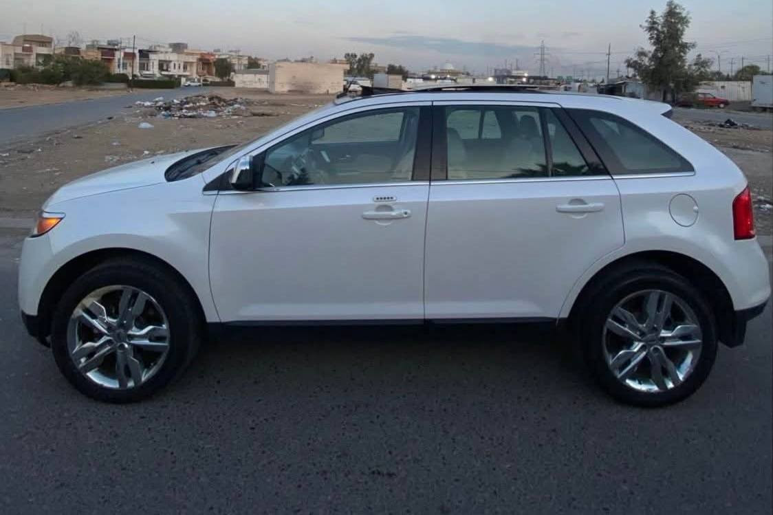 فورد ئیدیج شەریکەی نیڤا  (2013)
(لمیتد)  فوول فوول مواصفات 
سەیارەکە لە شەریکەوە دوو دەستی کردووە .
مەکینە 3,5  شەش پستۆنی دەبڵ ئەکسل .
پانۆراما ، بیلاد شەغال ، بەصمە ، 
کۆدی ، دەرگا ، توڵی سەقف ، 
کوشن جڵد و کارەبایی ، 
سێ شاشە و شاشە گەورە ، 
سنووق کارەبایی ، لایت بیلاد کراوە بە زینۆن ، 
چوار تایەی لۆک لۆکی لە ژێرایە ، 
دەبڵ بەسمەی شەریکە ، 
یەک پارچەی بۆیاخە لەسەر شوخت و ساغی کراوە 
بە بێ ئەوەی یەک سانتیم ناوی گرتبێ ، 
سەنەوی و ژینگەو ڕێگەو بان و بەرادو 
هەزەی هەمووی تازەیە ، هەتا  کۆتایی 2029 .
سەیارەکە لە سلێمانییە 

سـعـر : لە کۆمێنت داوابکە ڕاستەوخۆ بۆت دێت 📥 

گێڕو مەکینە بیلادی شەریکە لۆک ، 
تەنها واتەرپەمپی گۆڕاوە ، 
هیچ کێشەیەکی تێدا نییە 

ژمارەی خاوەنەکەی 
بۆ پەیوەندی *********** 
ئەم ژمارەیە وەتس ئەپی لەسەرە .
