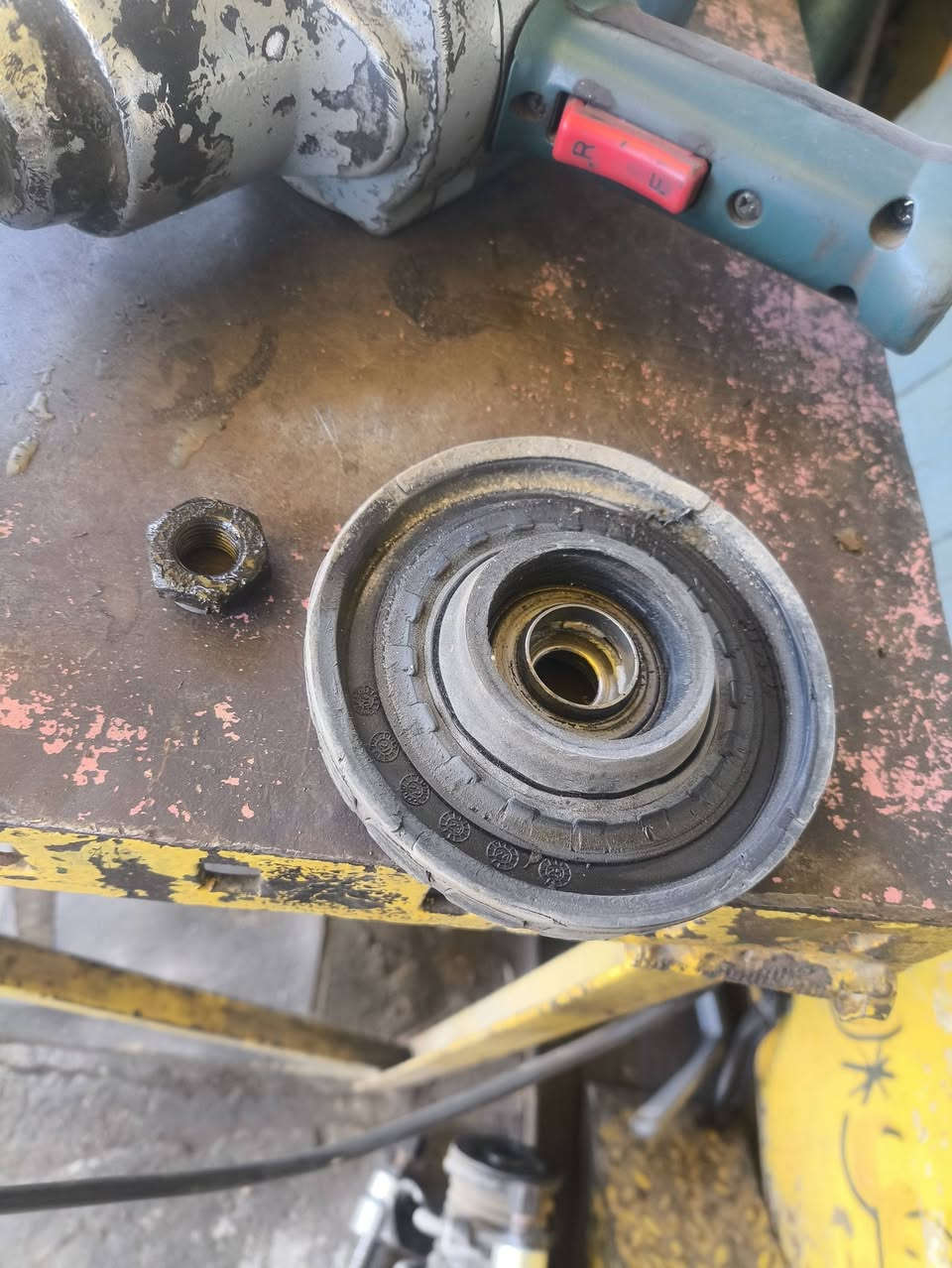 جانب من عمالنا اليوميه ومن الله التوفيق مستمرين ادوات وصيانه وخدمه توصيل
محل الصادق 
📍 العنوان: بغداد – ساحة الطيران – الفرع الثالث شارع حجي منيشد 
☎️ للاستفسار:
***********
***********
