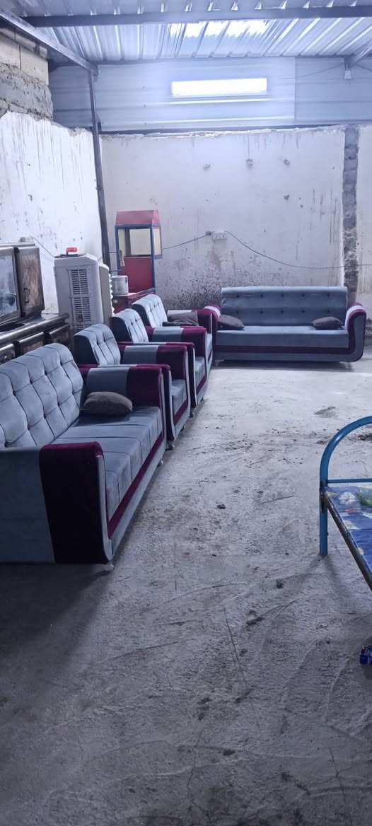 يارب يارزاق تخم 10 نفر الي موصيني اخو الجديد العنوان شاميه قرب مصرف الرشيد مصطفى الكرعاوي يوجد توصيل ***********
