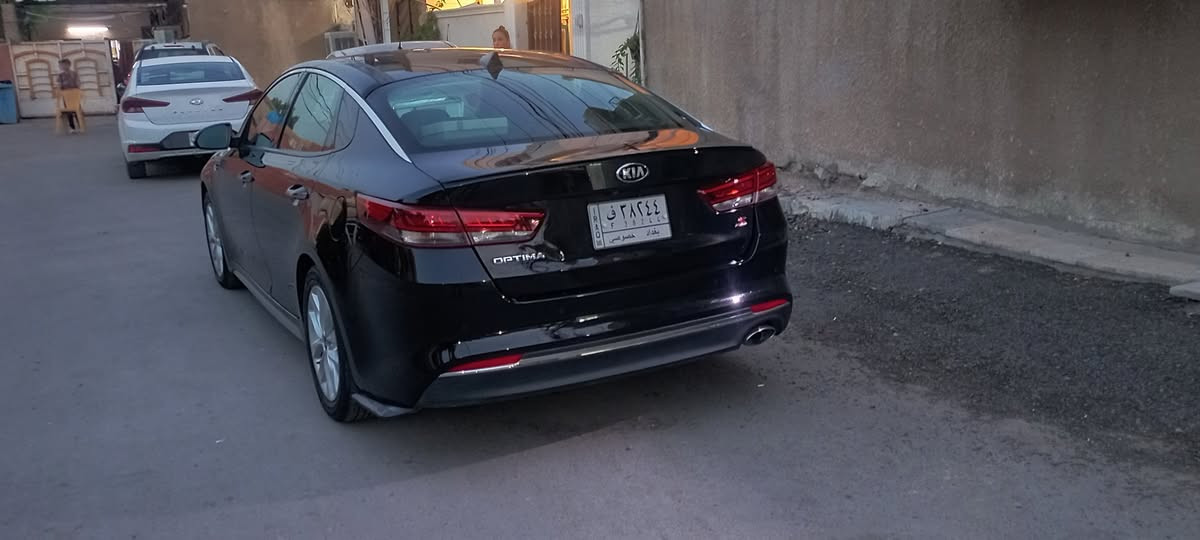 لسلام عليكم كيا اوبتيما 2018 s ماشية 63000 حادثها مبدل جاملغ ايمن مع تصليح ربع الباب مع صبغ في البنيد بقدر ٣٠ سم بدول تصليح مواصفات رادرارت حاساسات بانوراما كشن جلد ومخمل 5 ويل كب سيارة مكفولة من كلشي غير الذي ذكرته رقم بغداد  السعر 135
***********
السلام عليكم كيا اوبتيما 2018 s ماشية 63000 حادثها مبدل جاملغ ايمن مع تصليح ربع الباب مع صبغ في البنيد بقدر ٣٠ سم بدول تصليح مواصفات رادرارت حاساسات بانوراما كشن جلد ومخمل 5 ويل كب سيارة مكفولة من كلشي غير الذي ذكرته رقم بغداد  السعر 135
