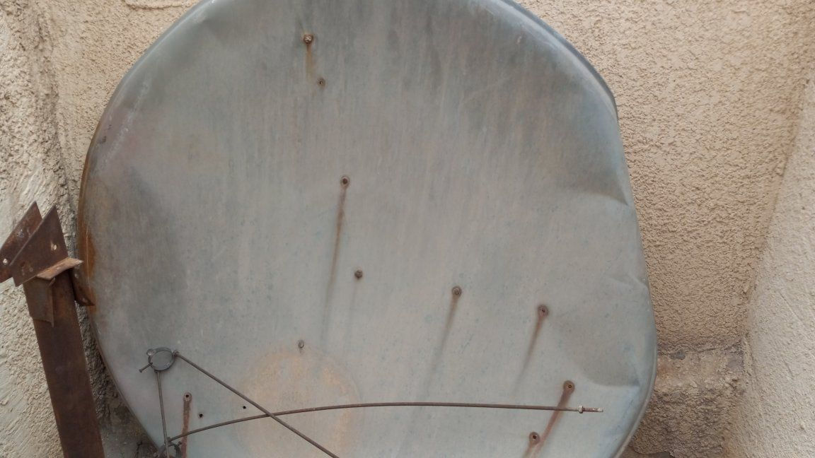 صحن 180cm الصافي 175 مع حاضن لاقط فقط رايده ب 70 الف و صحن 150cm مع حاضن و ماطور و بوري مال قاعده رايده ب 40 الف مكاني بغداد الأمين الثانيه 
ولا يوجد لدي توصيل


**إذا كنت صاحب هذا الإعلان وتريد حذفه لأي سبب، رجاءا أرسل رسالة إلى الدعم الفني**