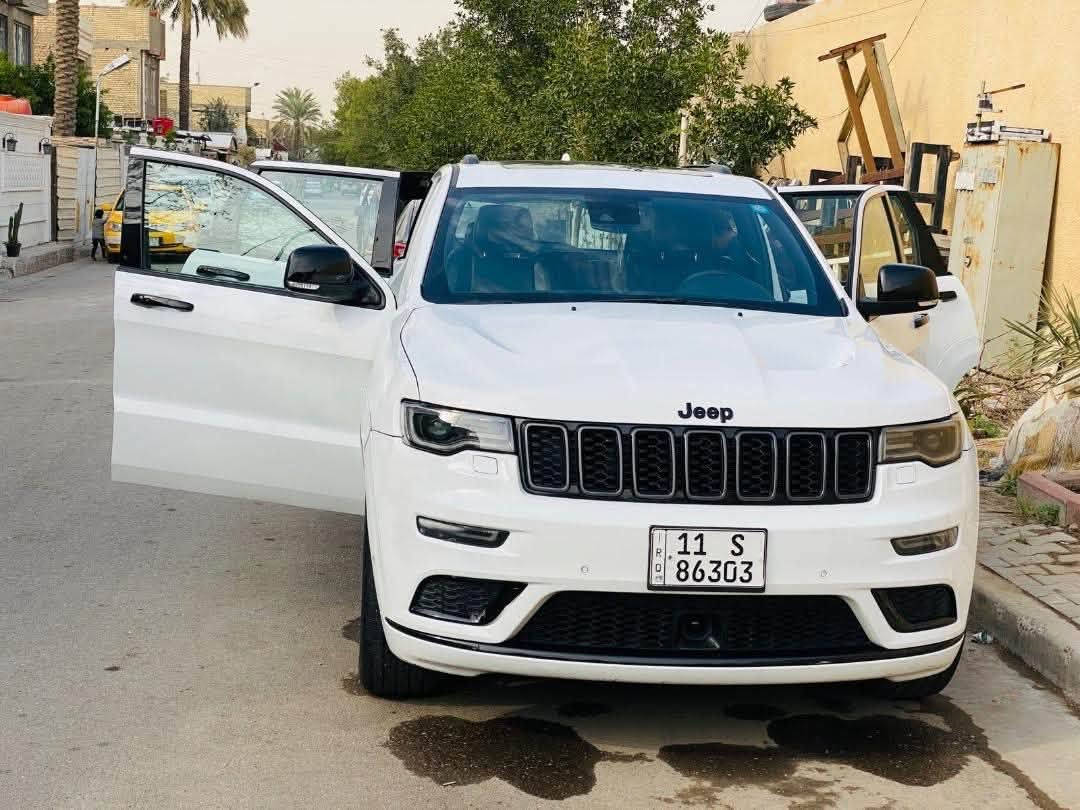 السلام عليكم
جيب مديل 2022 ام الرادار سياره نظيفه 

وجديده ماشيه 97 الف السياره السونار 

البارحه ماخذه كير ومكينه مكفولات 

السياره خليجي فئه S

السياره عارضه 320$ وبيها مجال 

العنوان بغداد الشعله حي الجوادين 

رقم ***********:***********

