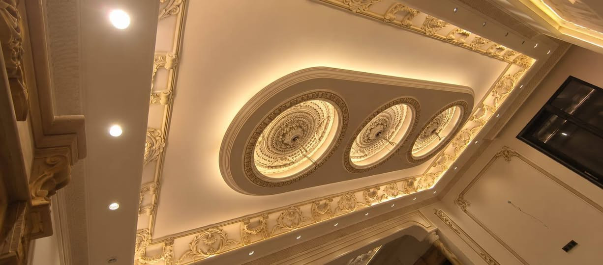 🎨✨ لأن الجمال يبدأ من الجدران... نحن نحوّل أفكارك إلى واقع بألوان عصرية ولمسات احترافية.
نقدم خدمات الصبغ والديكورات الداخلية بأعلى جودة، مع الاهتمام بأدق التفاصيل لنمنح منزلك أو مشروعك مظهراً أنيقاً وفريداً.
✔️ صبغ داخلي وخارجي
✔️ ديكورات حديثة وكلاسيكية
✔️ تنفيذ احترافي وأسعار مناسبة
✔️ التزام بالمواعيد وجودة مضمونة
📩 للتواصل و الاستفسار 
 واتساب {***********}
